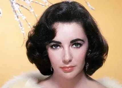 A naked star in the White House pool A naked star in the White House pool